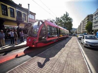 İpekböceği 750 BinYolcuya Ulaştı