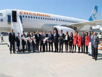 İRAN’DAN İLK UÇAK GAZİPAŞA-ALANYA HAVALİMANINA İNDİ