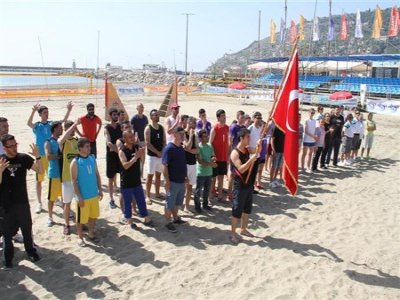 İŞİTME ENGELLİLER PLAJ VOLEYBOLU ŞAMPİYONASI BAŞLADI