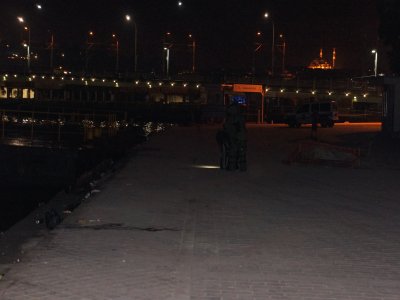 İskelede unutulan valiz, bomba paniğine yol açtı