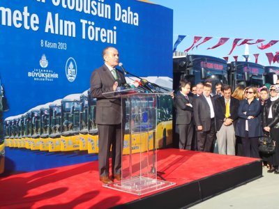 İstanbul`da 100 Yeni İETT Otobüsü Daha Hizmete Alındı