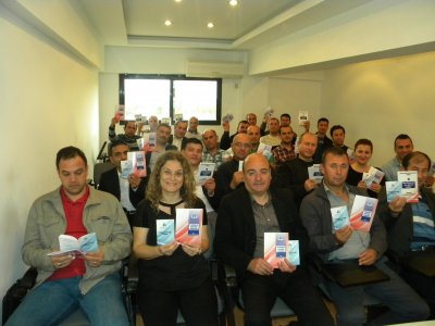 İZELMAN, 'işçi sağlığı' için 2kitap bastırdı