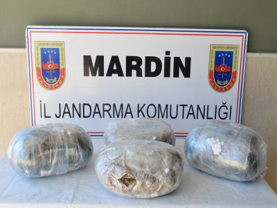 Jandarmanın operasyonunda 15 kilogram esrar ele geçirildi