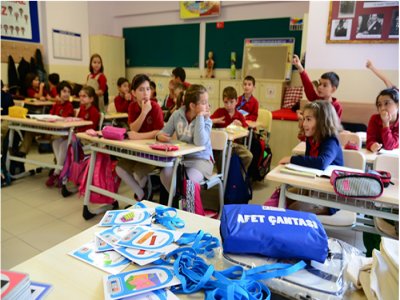 KADIKÖY  BELEDİYESİ`NDEN ÇOCUKLARA  AFET EĞİTİMİ