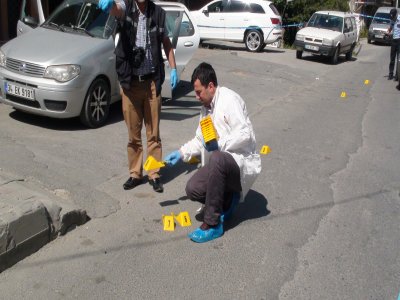 Kafeye silahlı saldırı: 1 ölü 4 yaralı