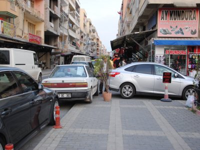 Kaldırımlara Araç Konmasına izin Verilmeyecek