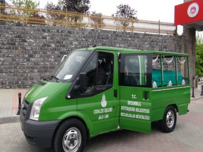 Karşıya Geçmek İsterken TIR`ın Altında Kaldı