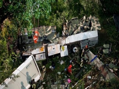 Katliam Gibi Tur Otübüsü Kazası: 37 Ölü, 11 Yaralı