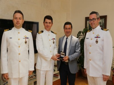 KOMUTANLARDAN BAŞKAN ARAS`A ZİYARET