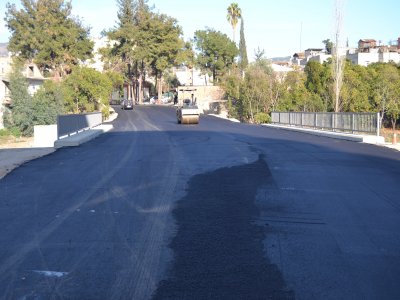 Kozan'da tarihî köprünün yanına yapılan yeni köprü açıldı