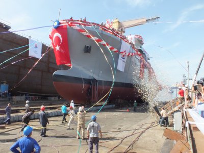 Kurtarma Gemisi Işın, Denize İndirildi