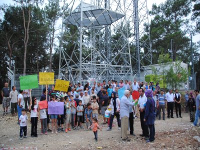 Mahalleli, kanserli sayısı artınca baz istasyonunun kaldırılmasını istedi