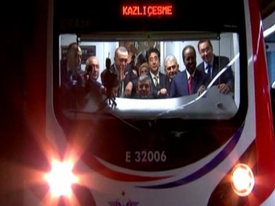 Marmaray`In İlk Seferinde Makinist Koltuğuna Cumhurbaşkanı Gül Geçti
