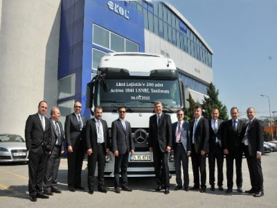 Mercedes-Benz Türk’ten Ekol Lojistik’e Dev Teslimat