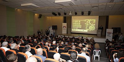 Mersin’de 2. Kent ve Denizcilik Konferansı Düzenlendi