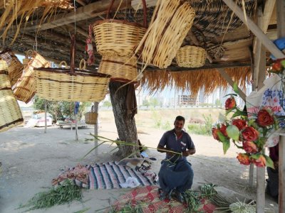 MEZİTLİ SAHİLLERİNDE ŞEZLONG VE ŞEMSİYELER ÜCRETSİZ