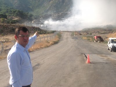 Milletvekili Özel: Şehir çöplüğündeki yangının sorumlusu belediyedir