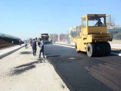 Mustafa Kemal Paşa Bulvarı’nın devamı yapılıyor