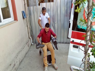 Otomobil motosikletle çarpıştı: 2 yaralı