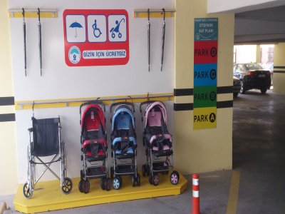 Otoparktan ücretsiz bebek ve engelli arabası hizmeti