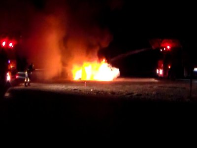 Seyir halindeki TIR alev aldı, sürücü son anda kurtuldu