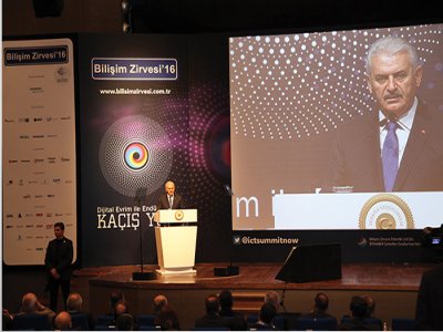 TEKNOLOJİ VE  EĞİTİM FUARI`NA SAMSUNG DAMGASI