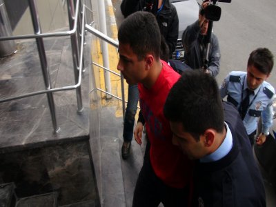 THY uçağında elinde bomba olduğunu söyleyen şahıs gözaltına alındı