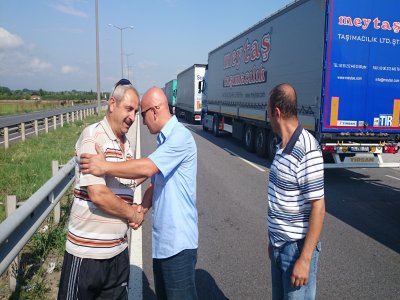 TIR sürücülerinin bayramı gümrük yolunda buruk geçiyor