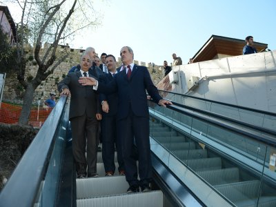 Tophane'ye yürüyen merdivenle çıkılıyor
