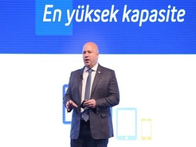 TURKCELL`DE REKOR, DATA VE SERVİSLERDEN GELDİ