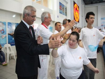 TÜRKİYE ÖZEL SPORCULAR 1. BÖLGE YÜZME ŞAMPİYONASI BAŞLADI