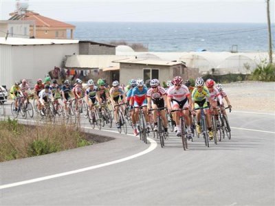 TÜRKİYE ŞAMPİYONASI ALANYA 2. AYAK PUANLI YOL YARIŞLARI BAŞLADI