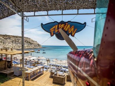 TÜRKİYE’NİN İLK BEACH CLUB’I FLY – INN BEACH