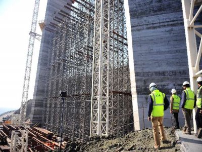 Üçüncü Köprüyü Otoyola Bağlayan Viyadük İnşaatında İskele Çöktü