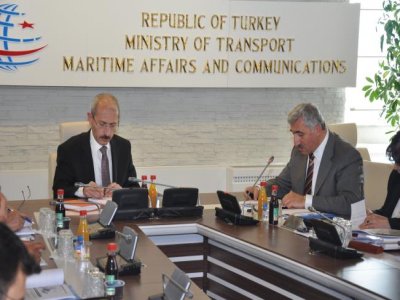 UDH Bakanlığı Müsteşarı Feridun Bilgin`e, DMHİ Genel Müdürü Orhan Birdal Tarafından Brifing Verildi