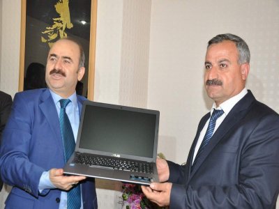 Valilikten mahalle muhtarlarına teknoloji desteği