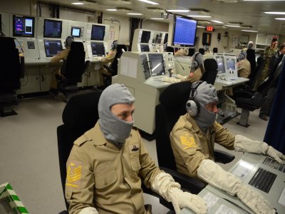 Vatan toprağını dünya limanlarına taşıyorlar