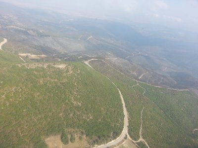 Yangın felaketinin boyutları helikopterden daha net göründü