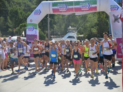 YARI MARATON YARI EĞLENCE RUNMARİSRUN