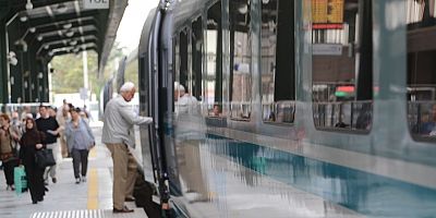 YARIYIL TATİLİNDE TRENLERE EK SEFER