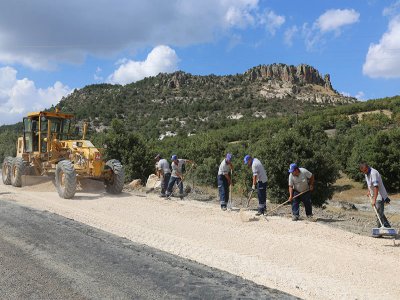 Yazılıkaya Yollarında Onarım Çalışmaları