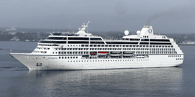 Yolcu Gemisi Göçmenleri Kurtardı, Batan Tekneden Üç Ceset Çıkardı