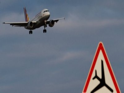 Yolcu Uçakları Ukrayna Hava Sahasını Kullanmaktan Kaçınıyor