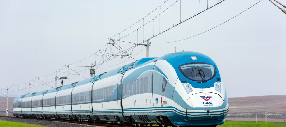 TÜRKİYE HIZLI TRENİ SEVDİ